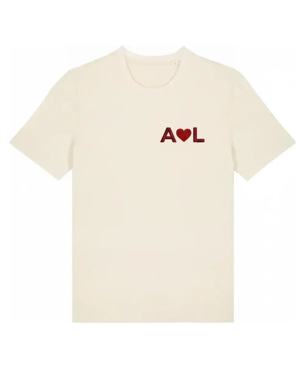 T-shirt écru personnalisé à l’unité avec deux initiales brodées côté cœur